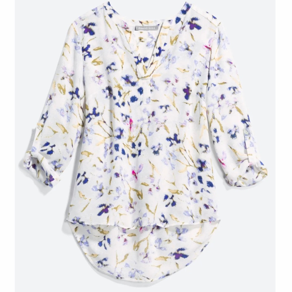 Daniel Rainn top